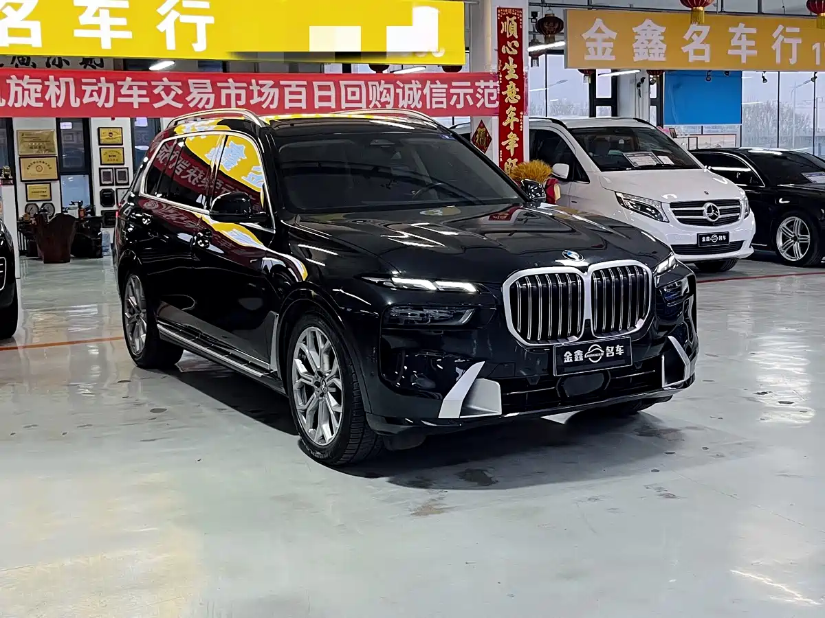 BMW X7 2023 xDrive40i Leading Luxury Package фото 3