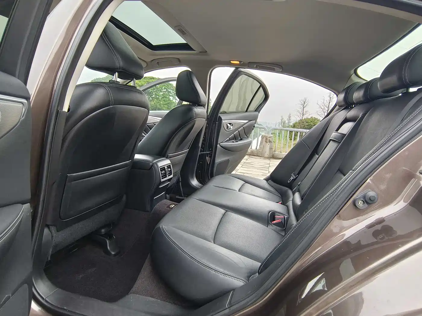 Фото 8 - Infiniti Q50