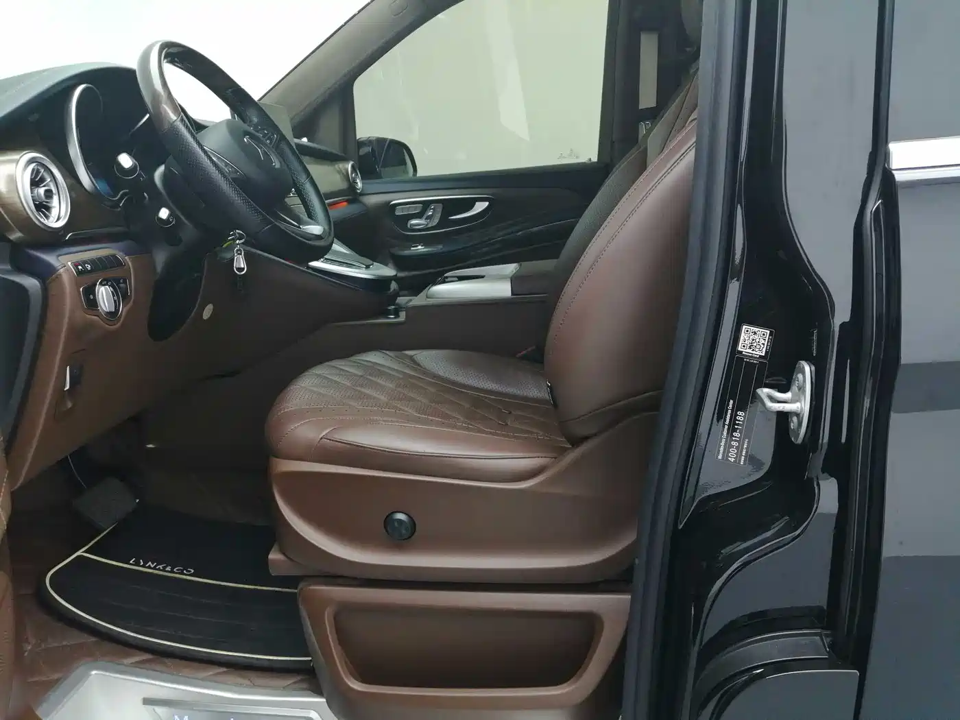 Mercedes-Benz V-Class 2020 Model V 260 L Long Wheelbase Luxury фото 9