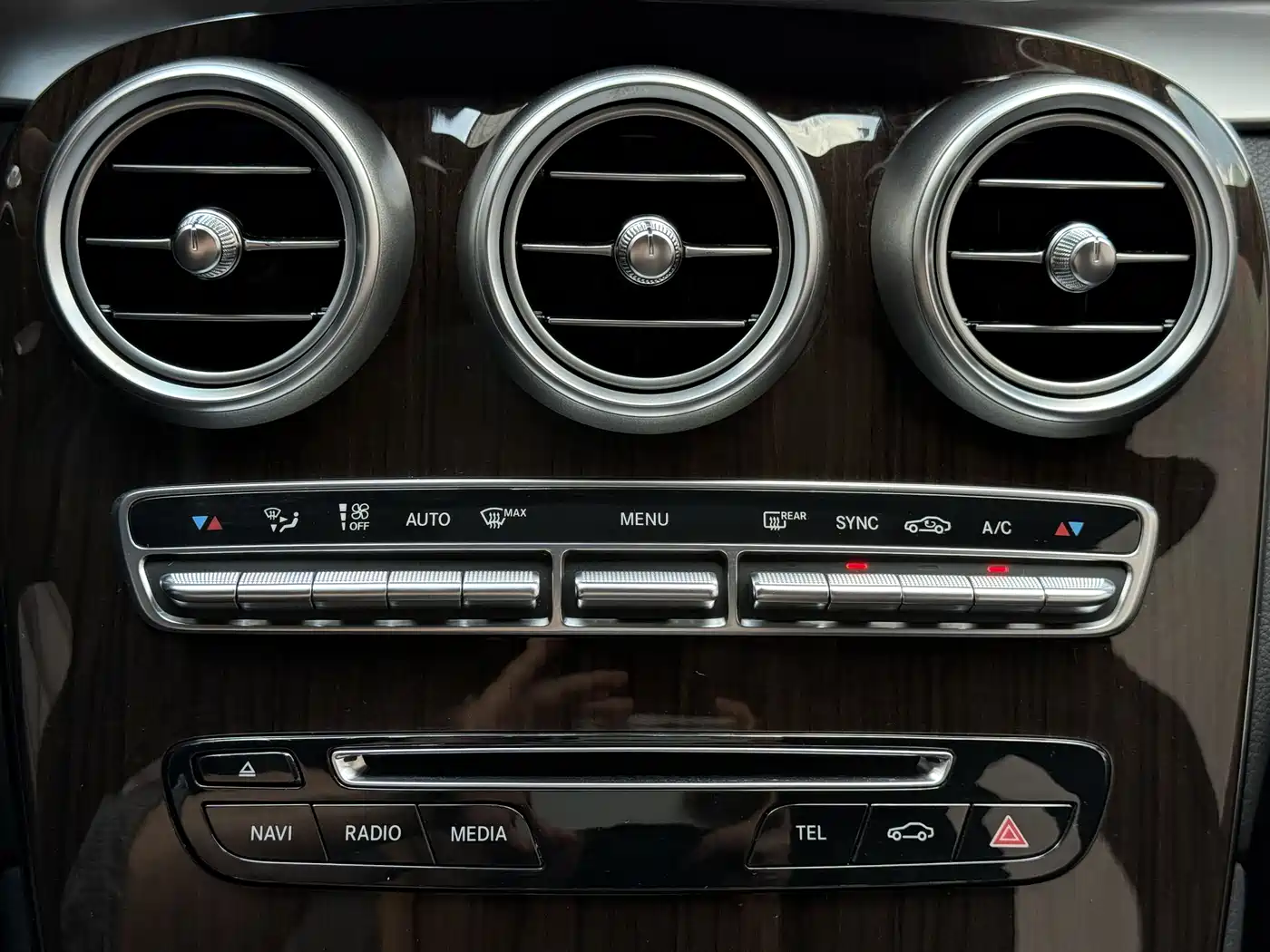 Mercedes-Benz GLC 2019 GLC 260 L 4MATIC Luxury фото 30