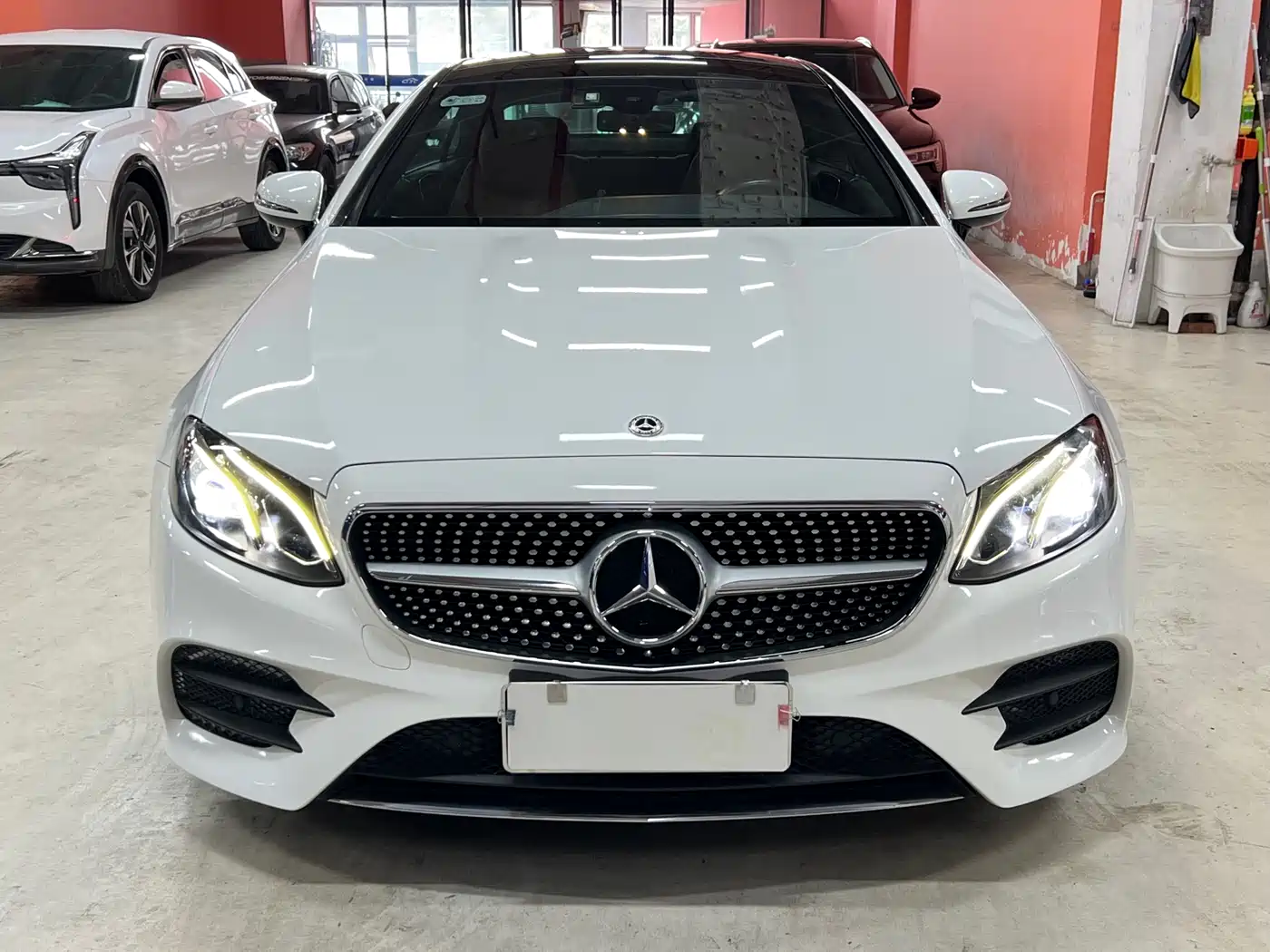 Mercedes-Benz E-Class (Import) 2019 E 200 Coupe фото 2