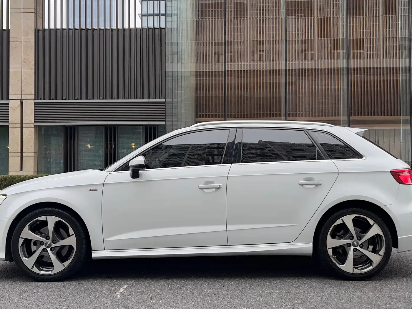 Audi A3 2017 Sportback 40 TFSI Sport фото 25