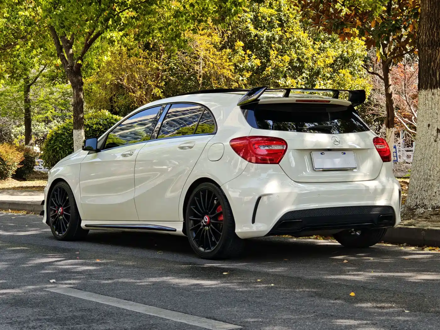 Mercedes-Benz A-Class AMG (Import) 2014 AMG A 45 4MATIC фото 18