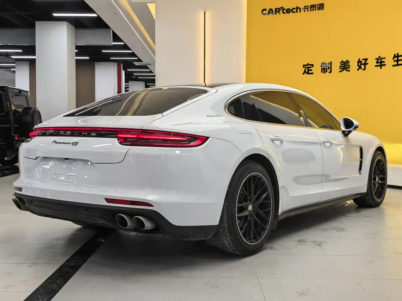 Porsche Panamera 2019 Panamera 4 Executive Long Wheelbase 2.9T фото 7