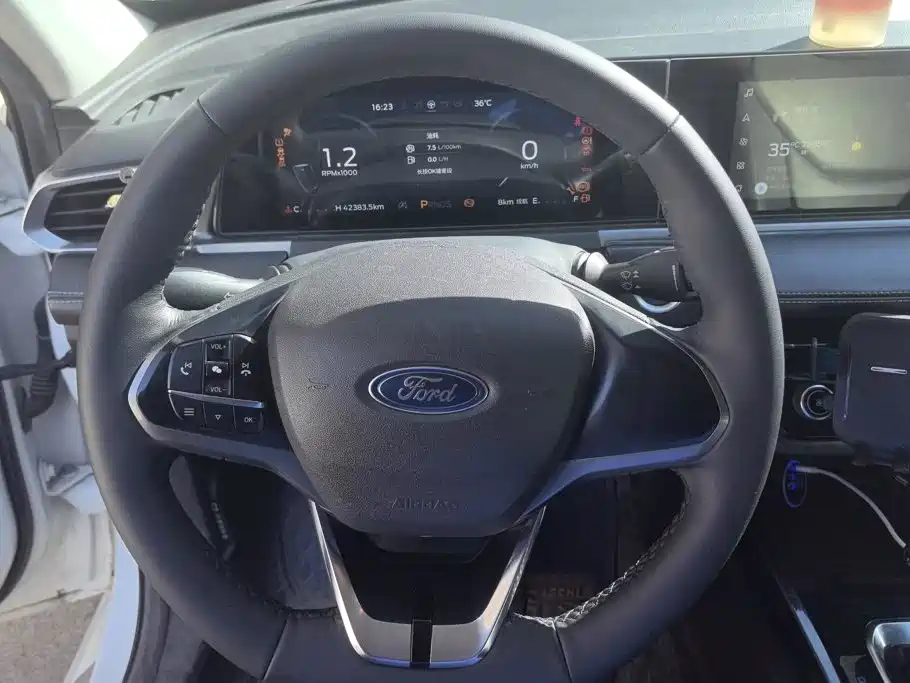 Ford Escort 2022 2021 1.5L Automatic Diamond Edition