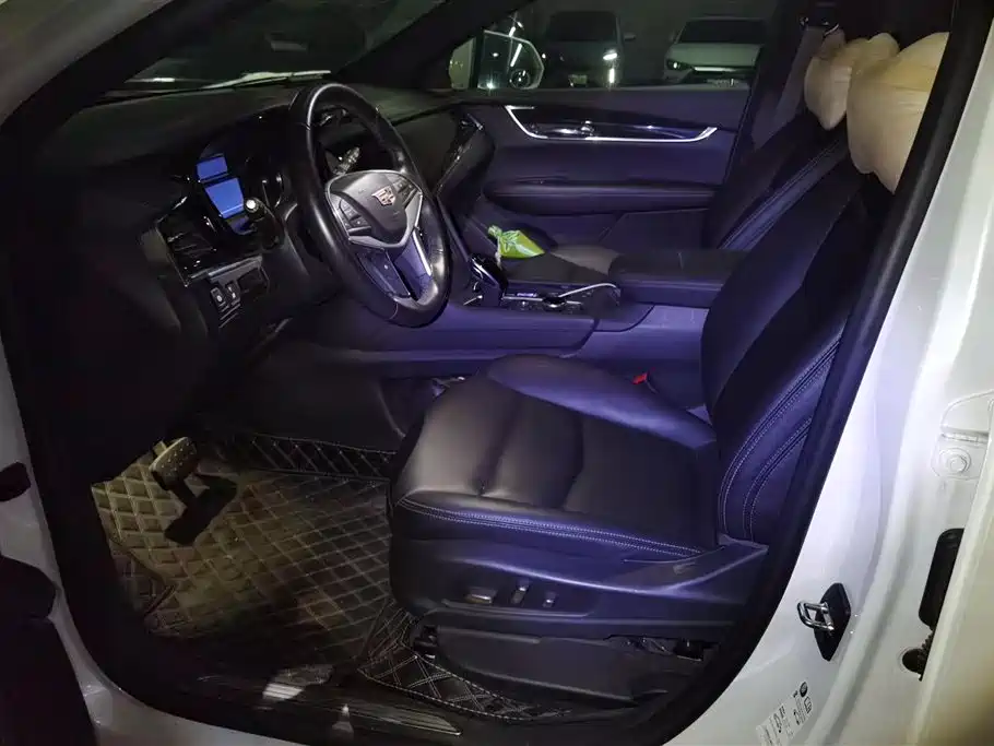 Cadillac XT5 2021 28T Luxury фото 9