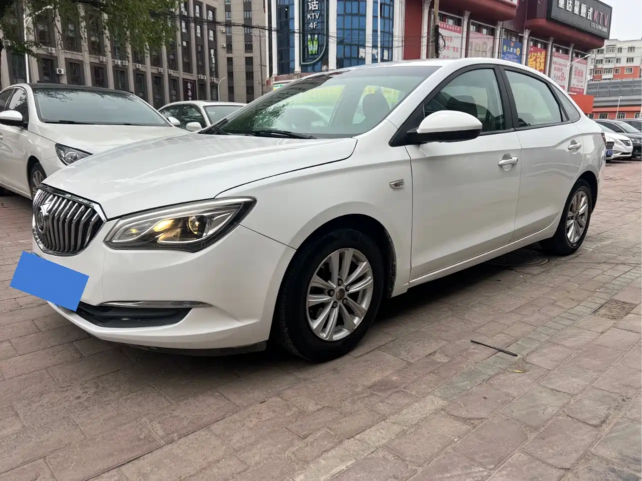Фото 1 - Buick Excelle