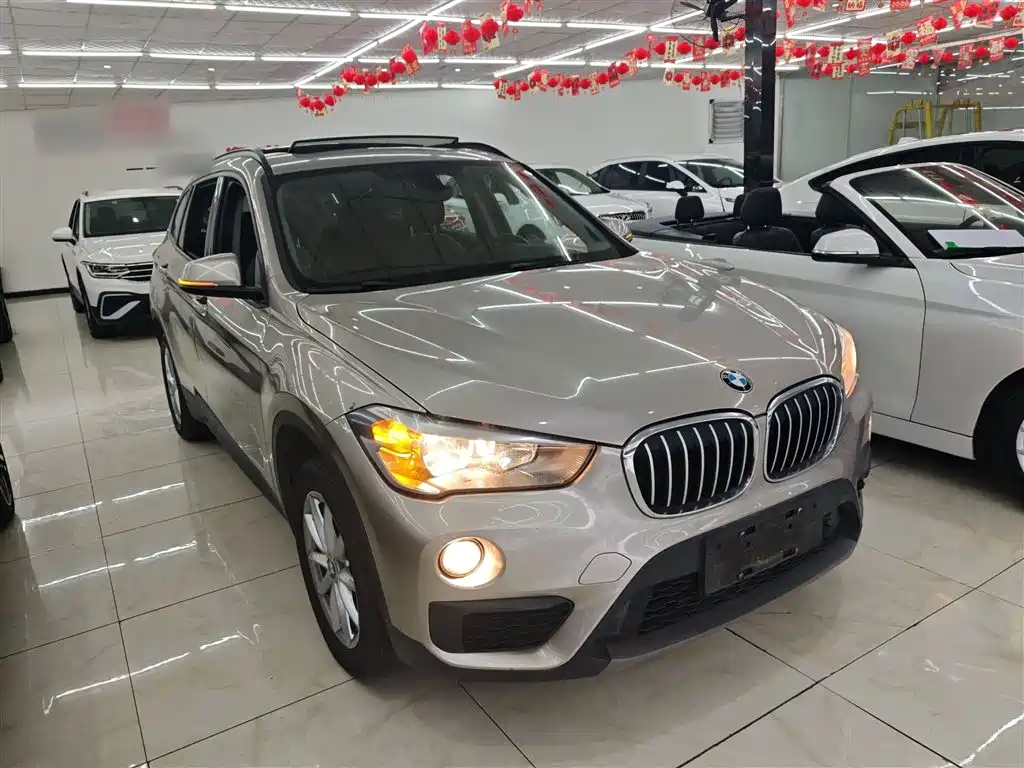 BMW X1 2018 sDrive18Li Fashion Model фото 4