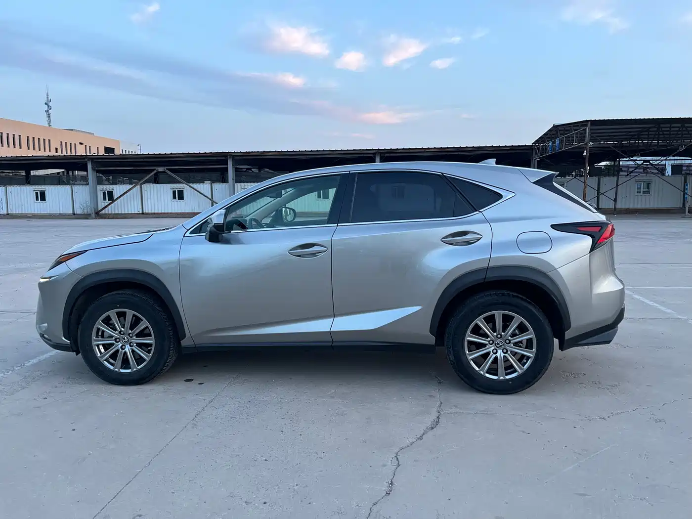 Lexus NX 2018 Model 300 FWD Fengxing Edition фото 20