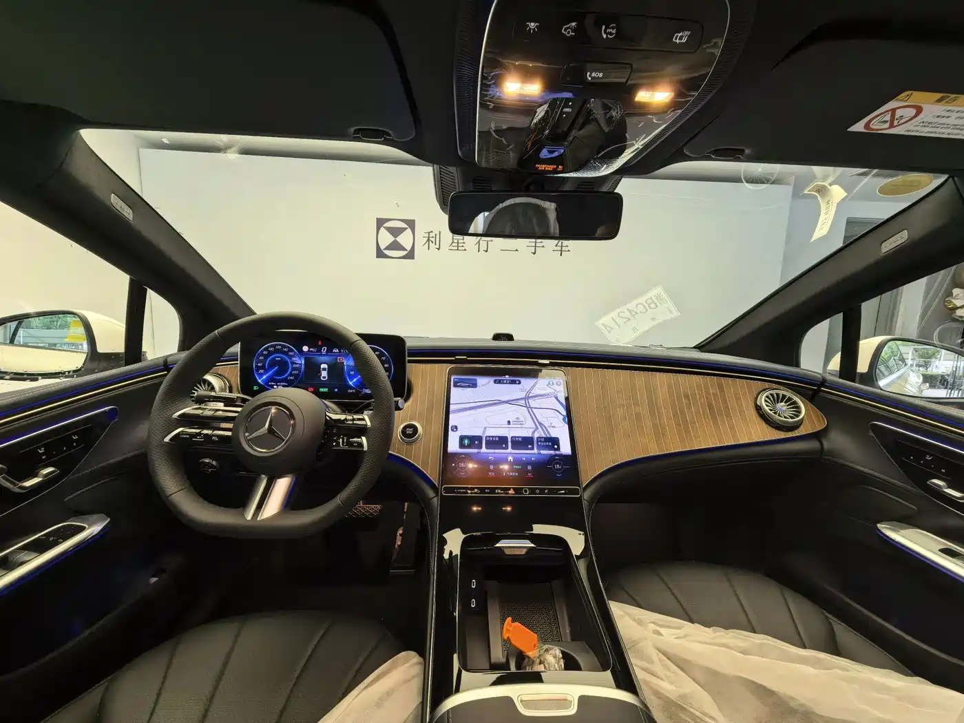 Mercedes-Benz EQE 2025 2025 Model 500 4MATIC Luxury Edition