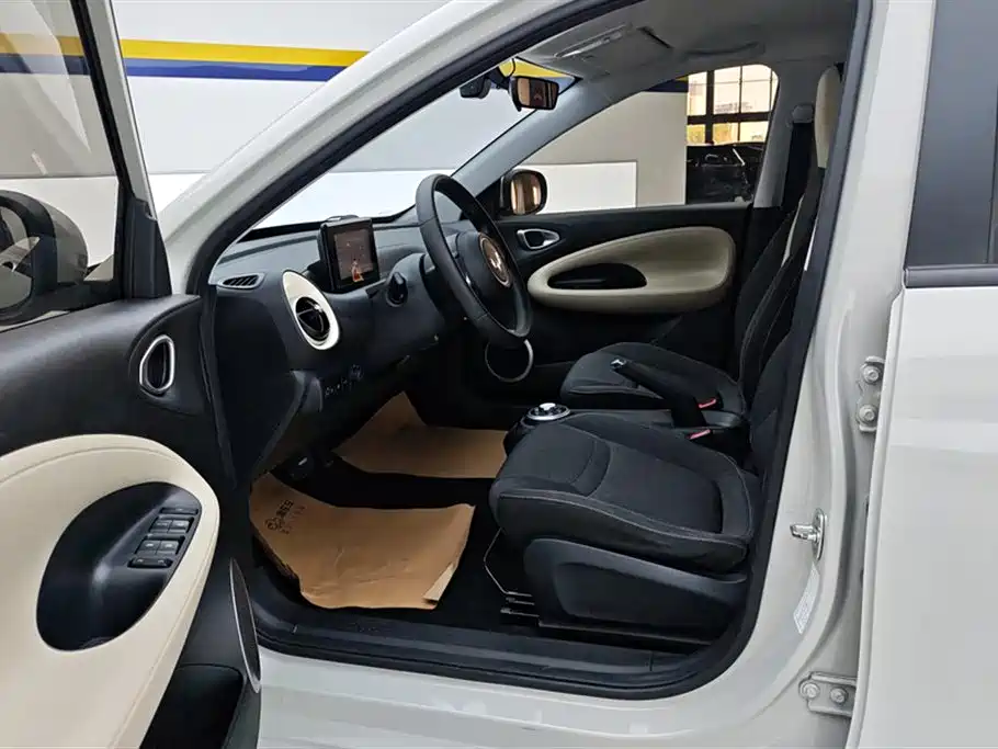 Фото 9 - Wuling Motors Wuling Bingo