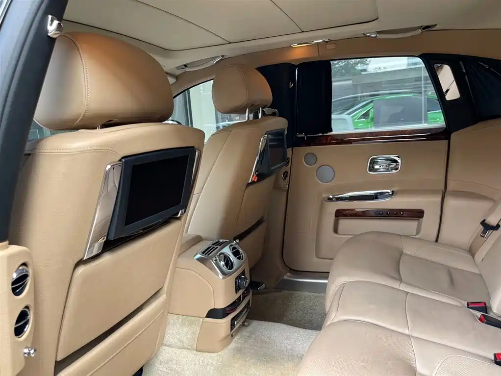 Rolls-Royce Ghost 2013 6.6T Art Deco Collector's Edition фото 7