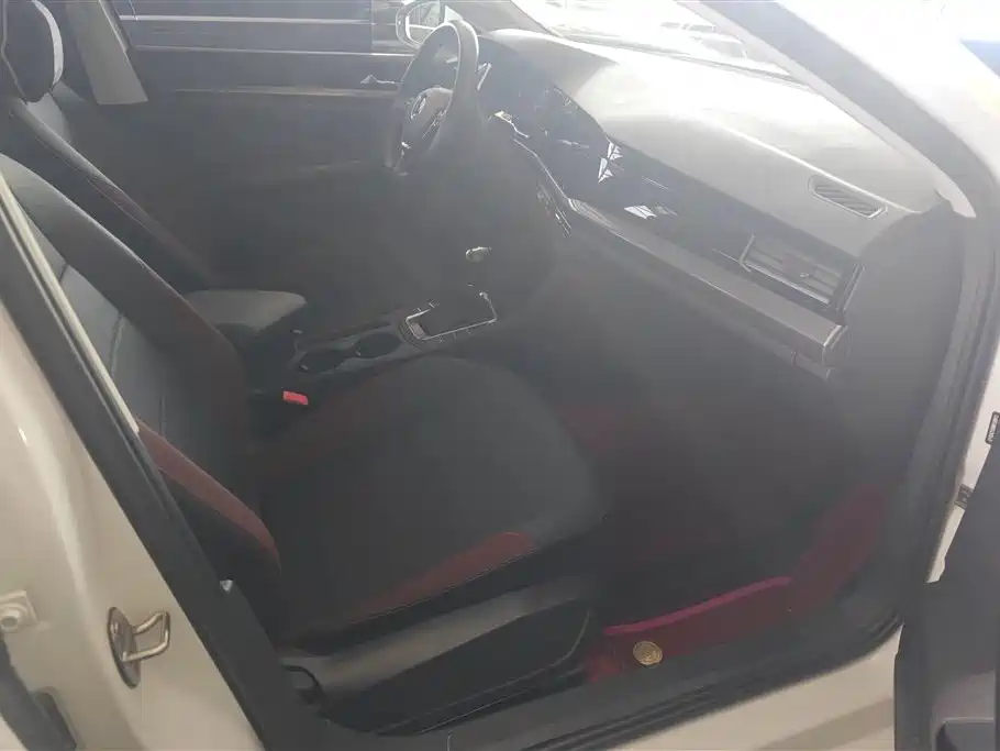 Volkswagen Bora 2021 1.5L Automatic Elite Smart Edition фото 8