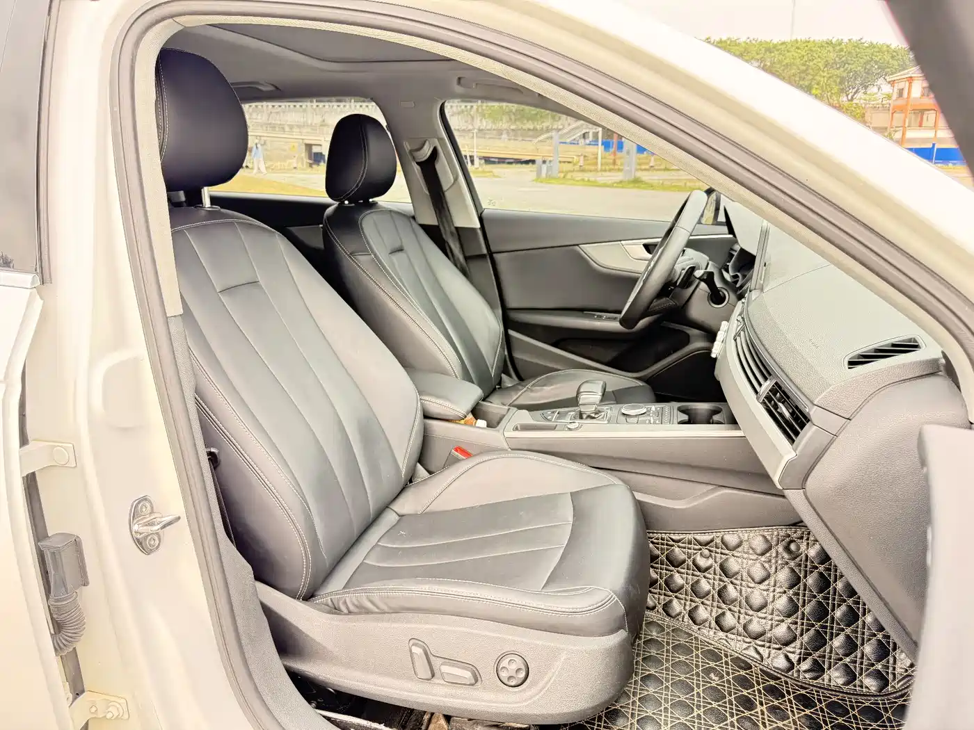 Audi A4L 2017 Plus 40 TFSI Progressive фото 14