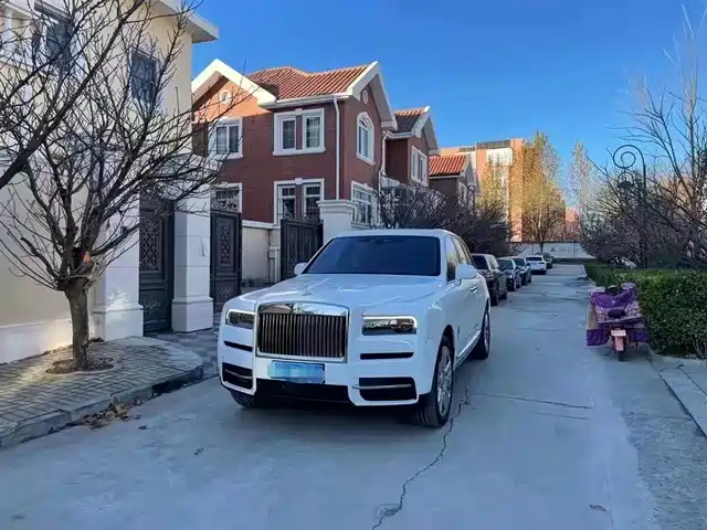 ROLLS-ROYCE CULLINAN