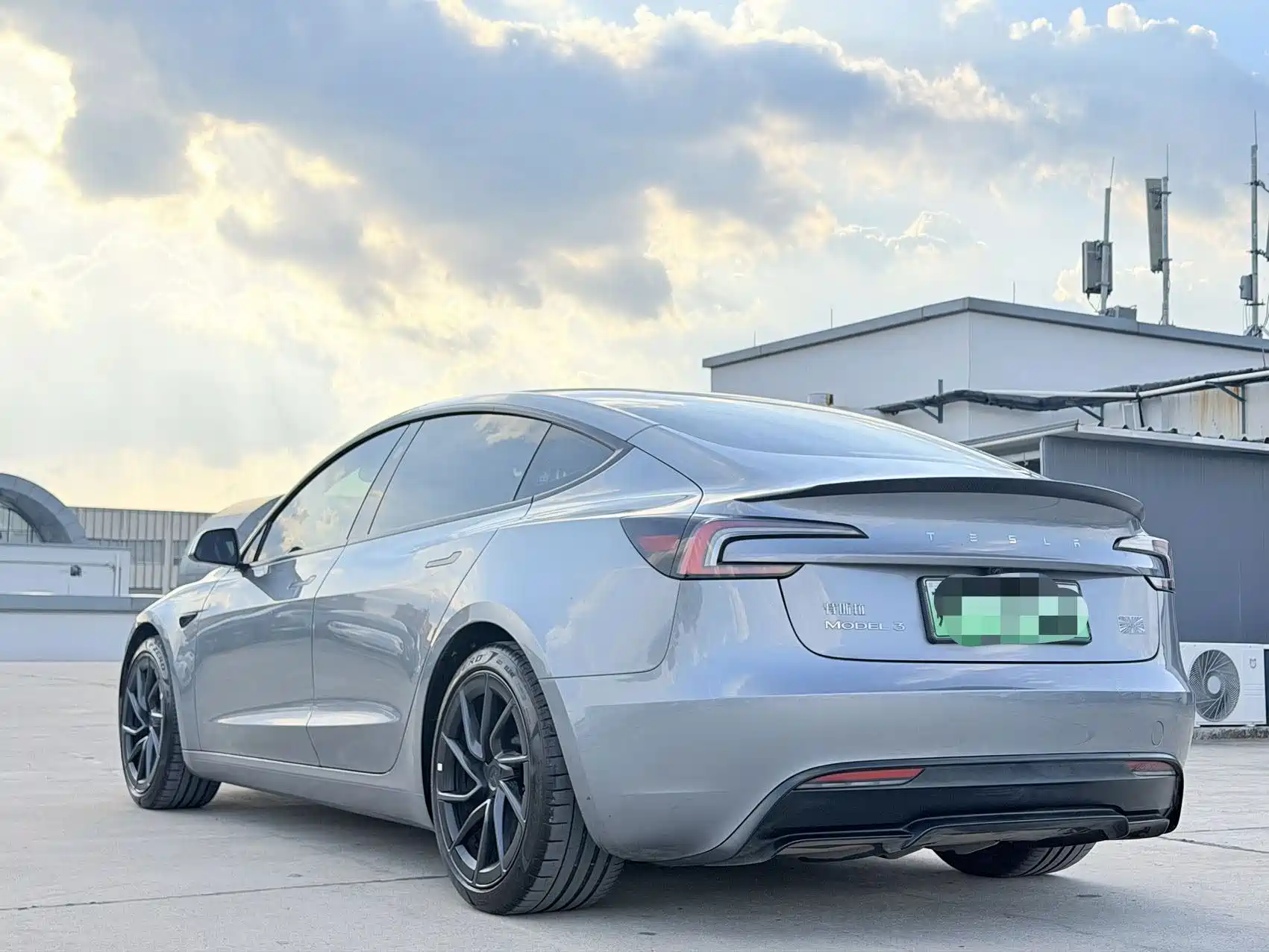 Фото 7 - Tesla Model 3