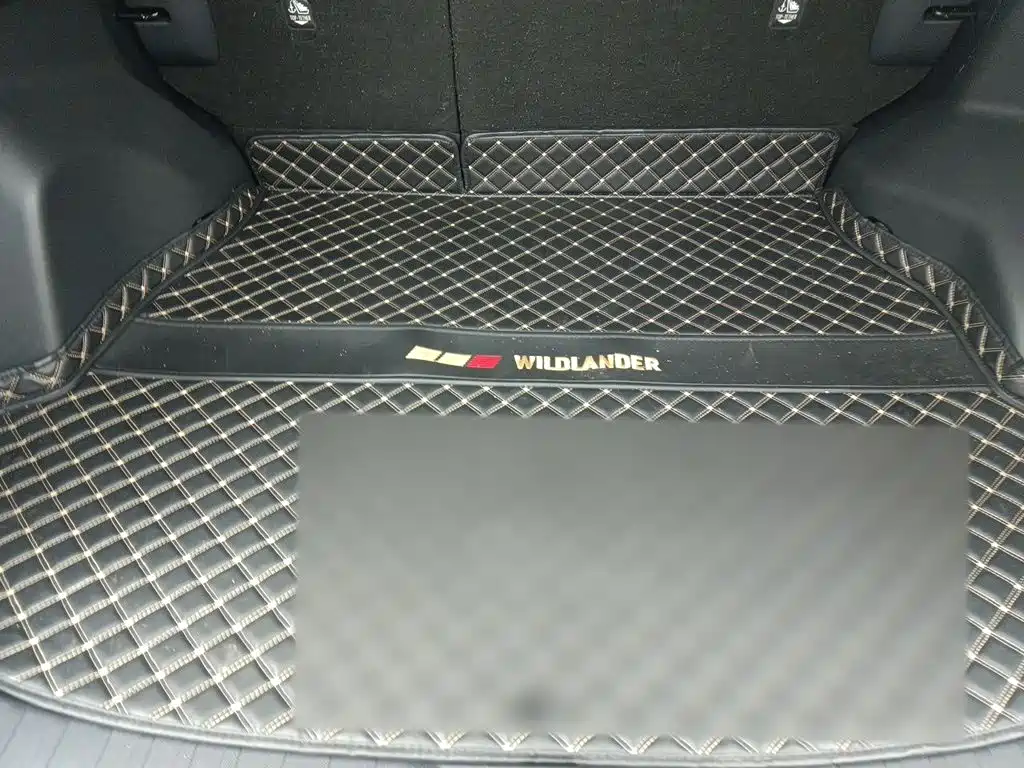 Toyota Wildlander 2025 2024 2.0L CVT 2WD Luxury PLUS Edition