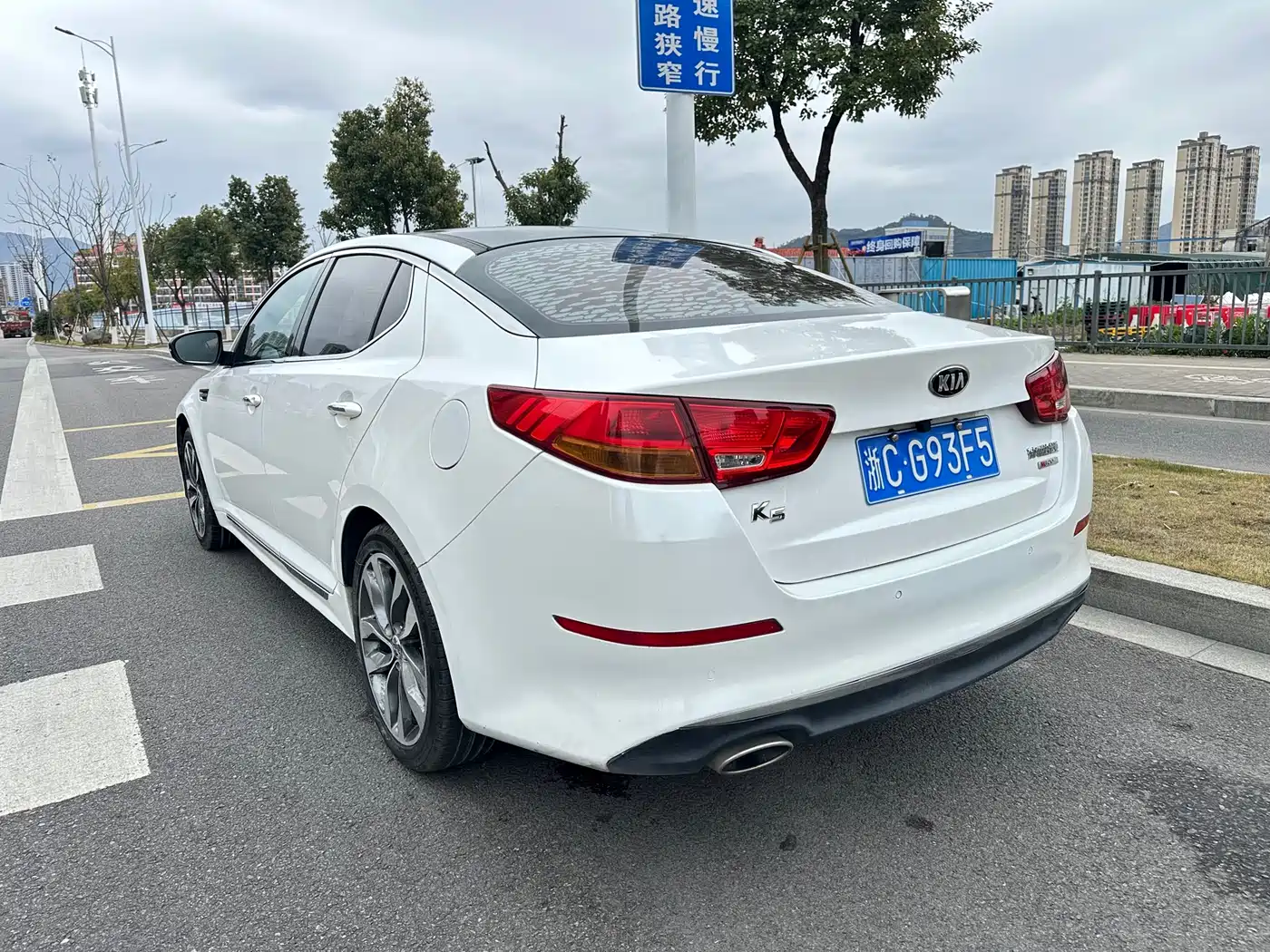 Kia K5 2014 2.0L Automatic LUXURY фото 9