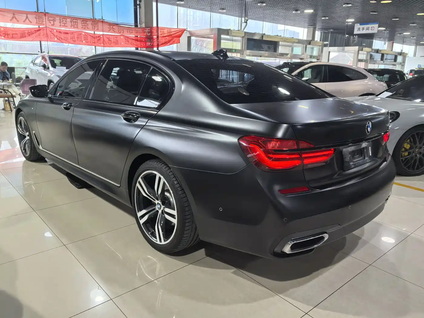 BMW 7 Series 2018 740Li Leading Type M Sport Package фото 20
