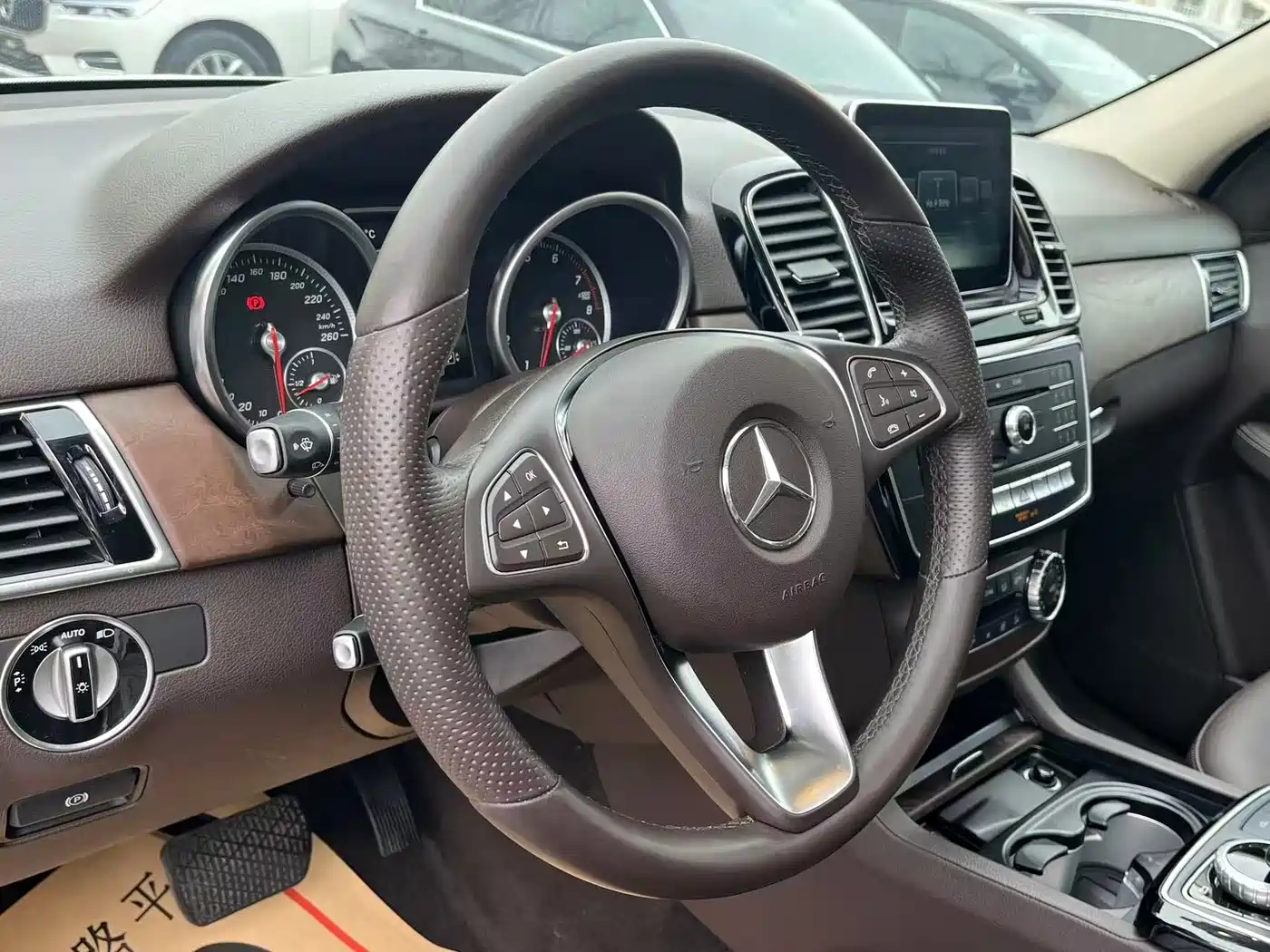 Mercedes-Benz GLE 2015 GLE 400 4MATIC фото 10
