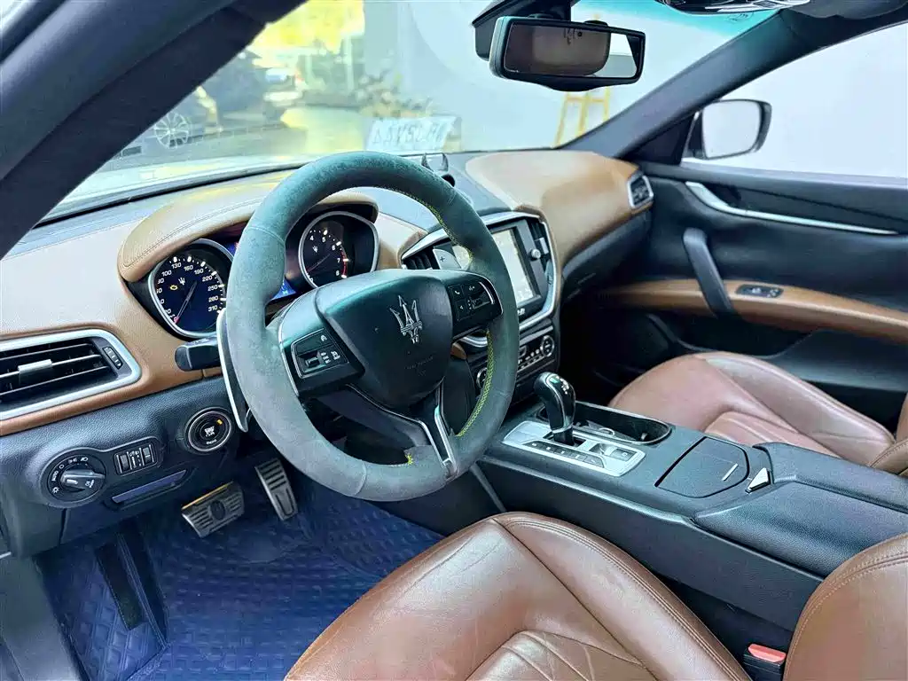 Maserati Ghibli 2015 2014 3.0T Standard