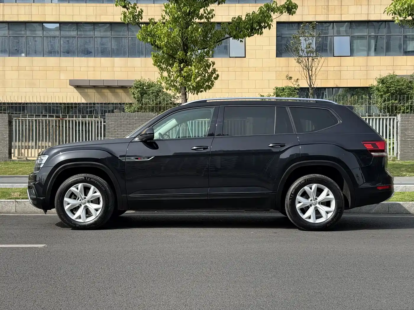 Volkswagen Teramont 2017 380TSI 4WD Comfort Edition фото 3