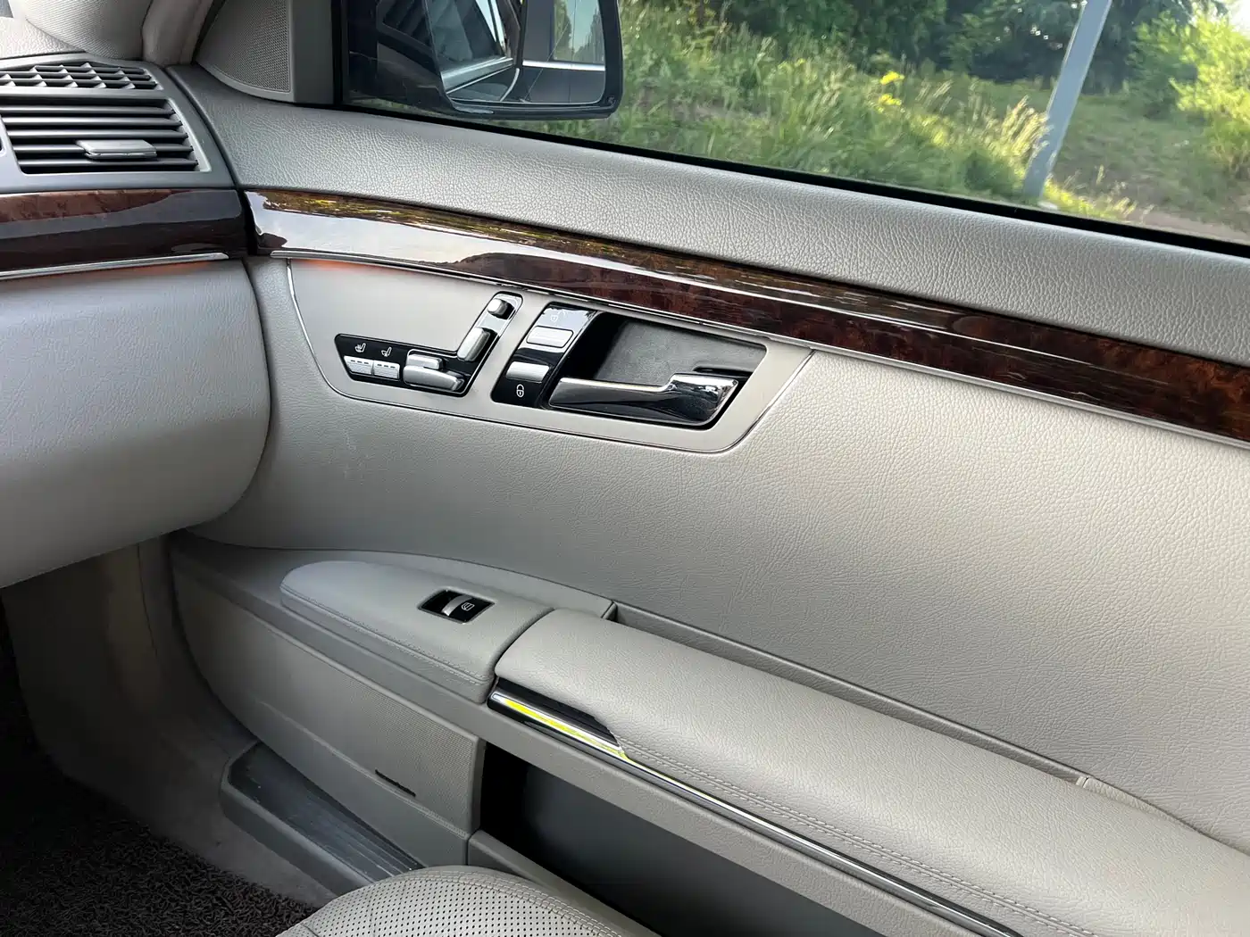Mercedes-Benz S-Class 2012 S 400 L HYBRID Grand Edition фото 15
