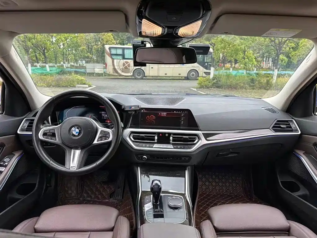 BMW 3 Series 2020 Facelift 325Li Launch Edition фото 6