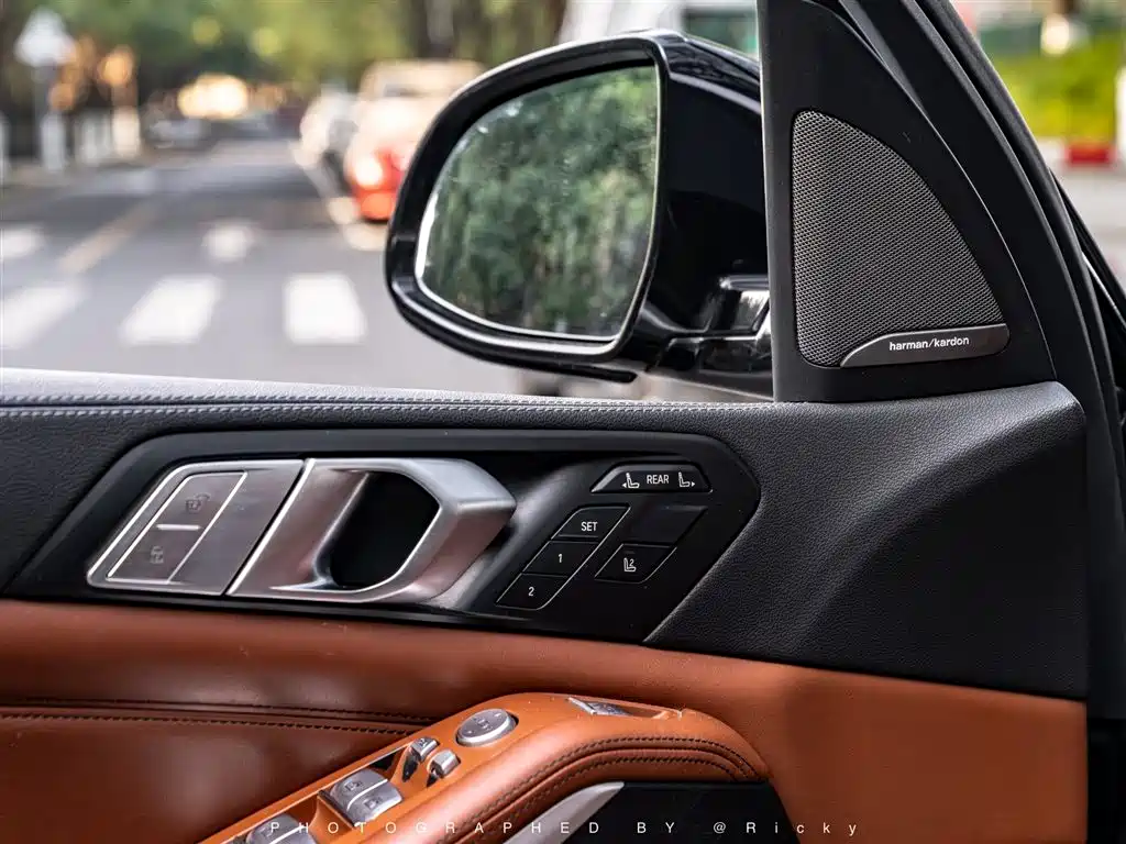 BMW X7 2020 xDrive40i Premium M Sport Package фото 7