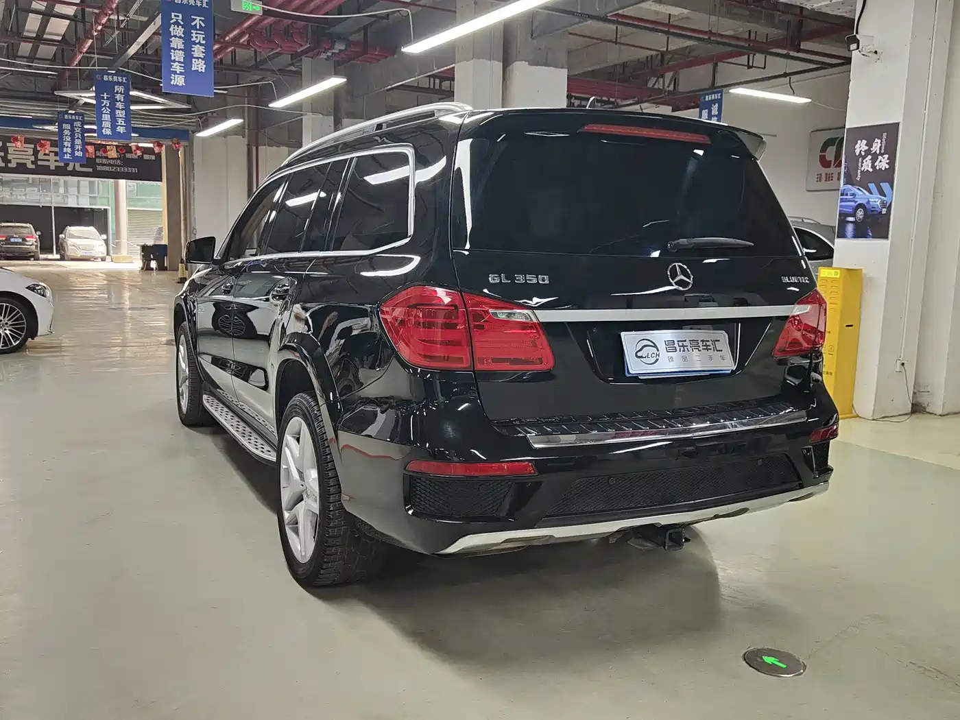 Mercedes-Benz GL-Class фото 6