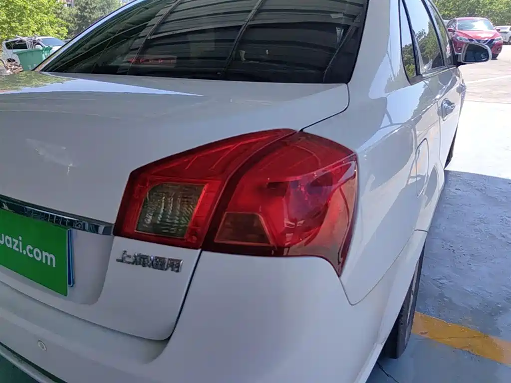 Buick Excelle 2015 1.5L Manual Classic фото 8