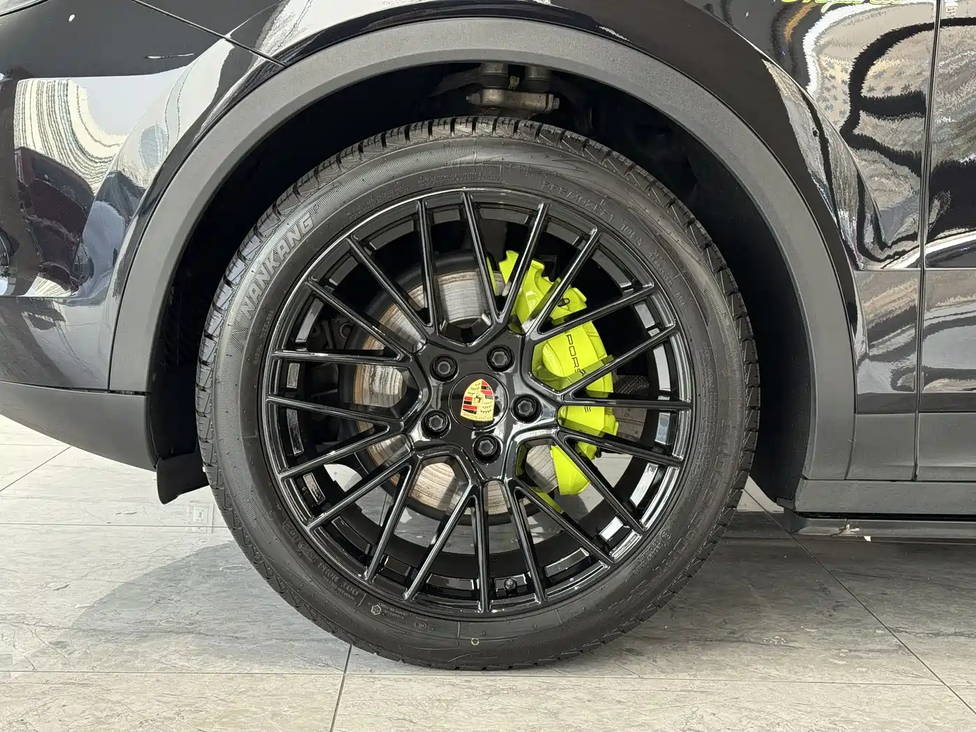 PORSCHE CAYENNE NEW ENERGY