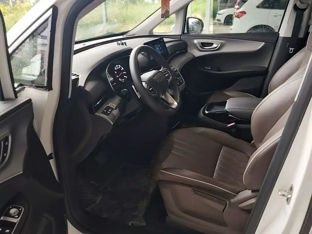 Roewe iMAX8 2024 2023 400TGI Comfort Edition
