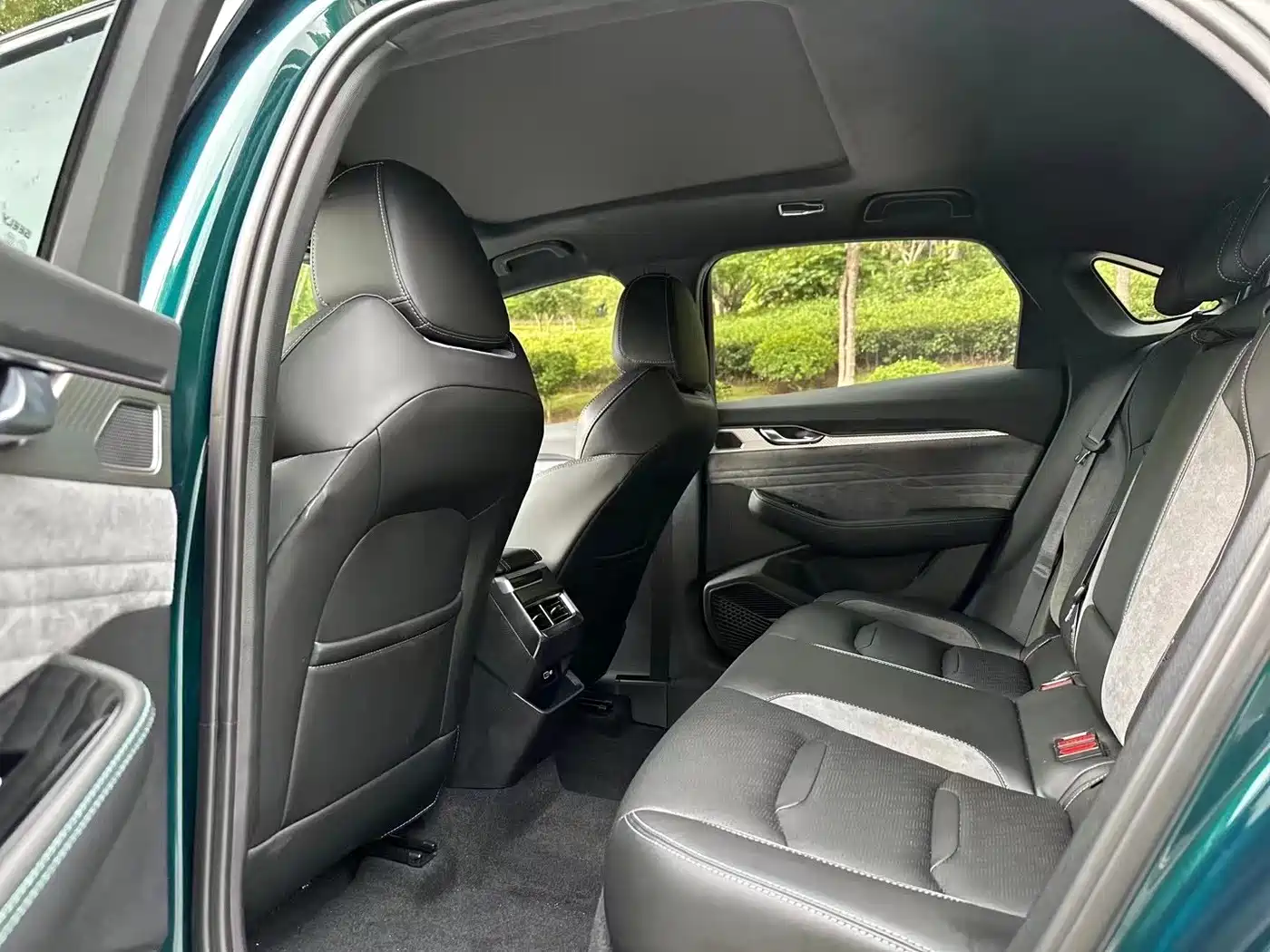 GEELY AUTOMOBILE XINGRUI