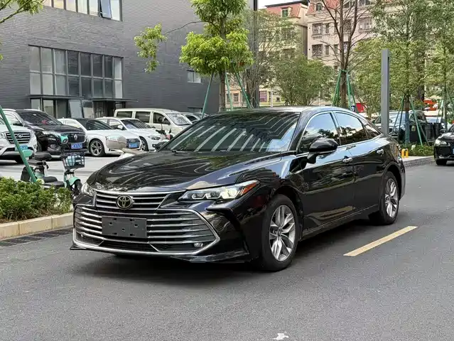 TOYOTA ASIAN DRAGON