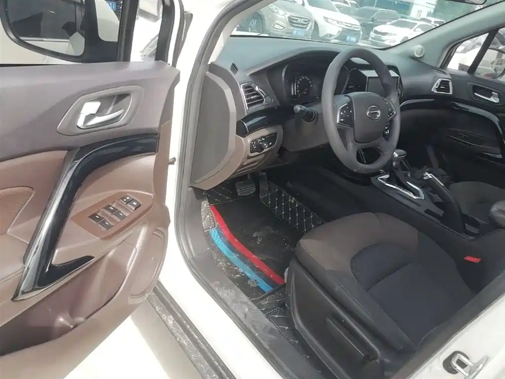 GAC Trumpchi Trumpchi GS4 2015 200T G-DCT Elite Edition фото 16