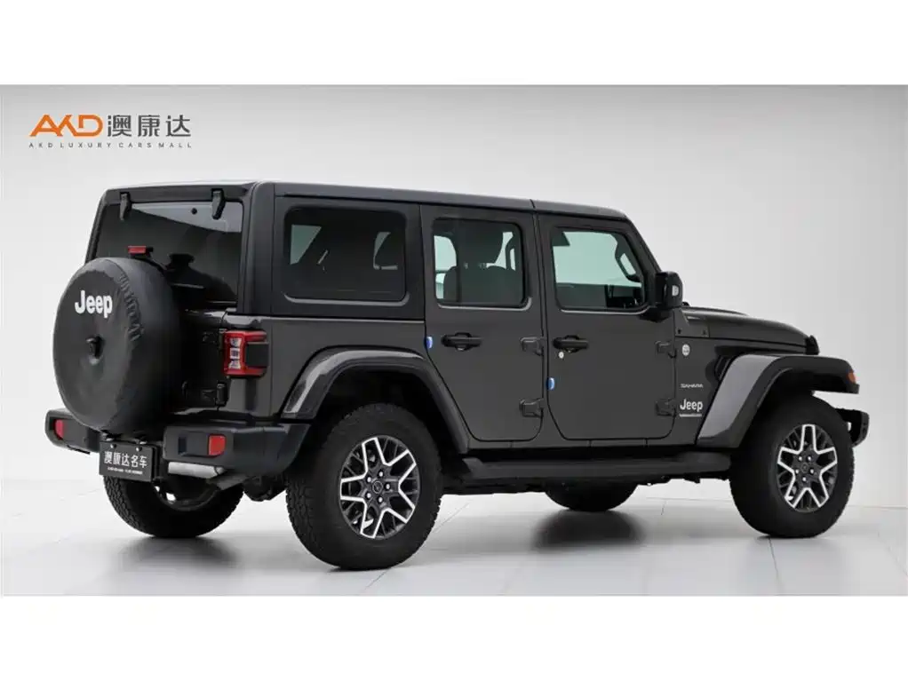 Фото 3 - Jeep Wrangler