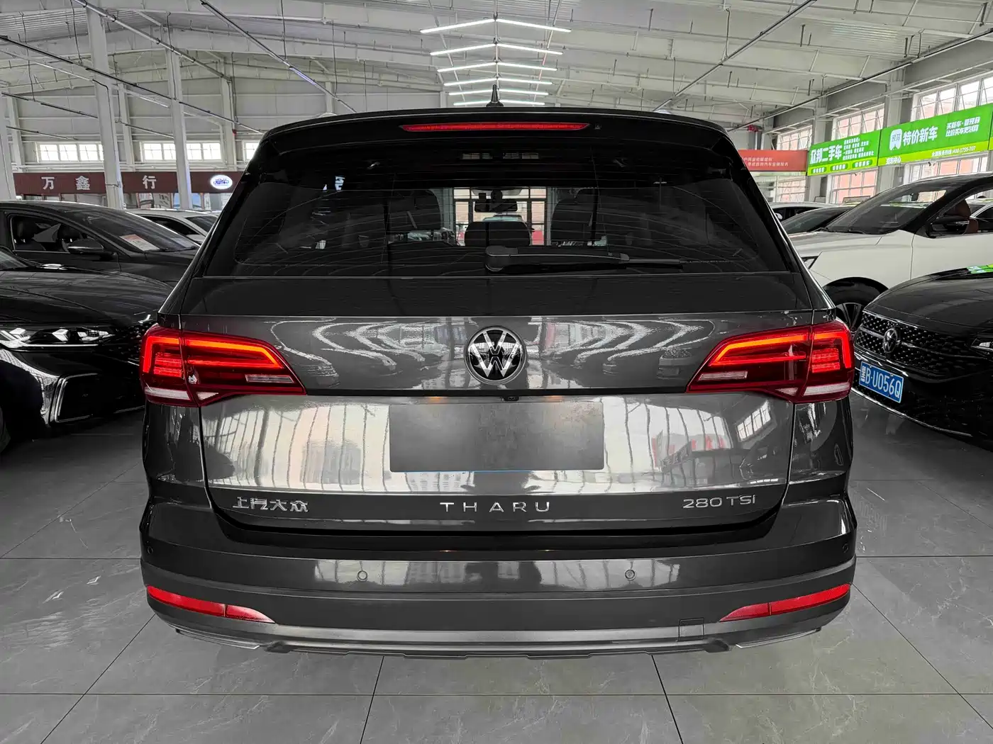 Volkswagen Tharu 2022 280TSI FWD Luxury Edition фото 5