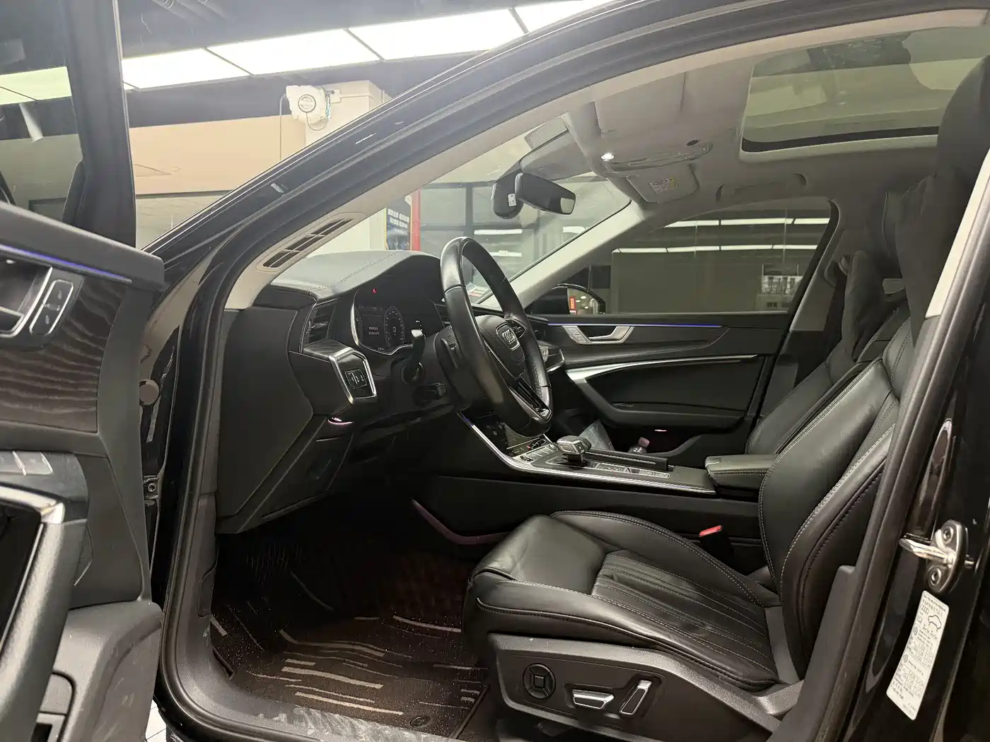 Audi A6L 2023 45 TFSI quattro Premium Elegance фото 3