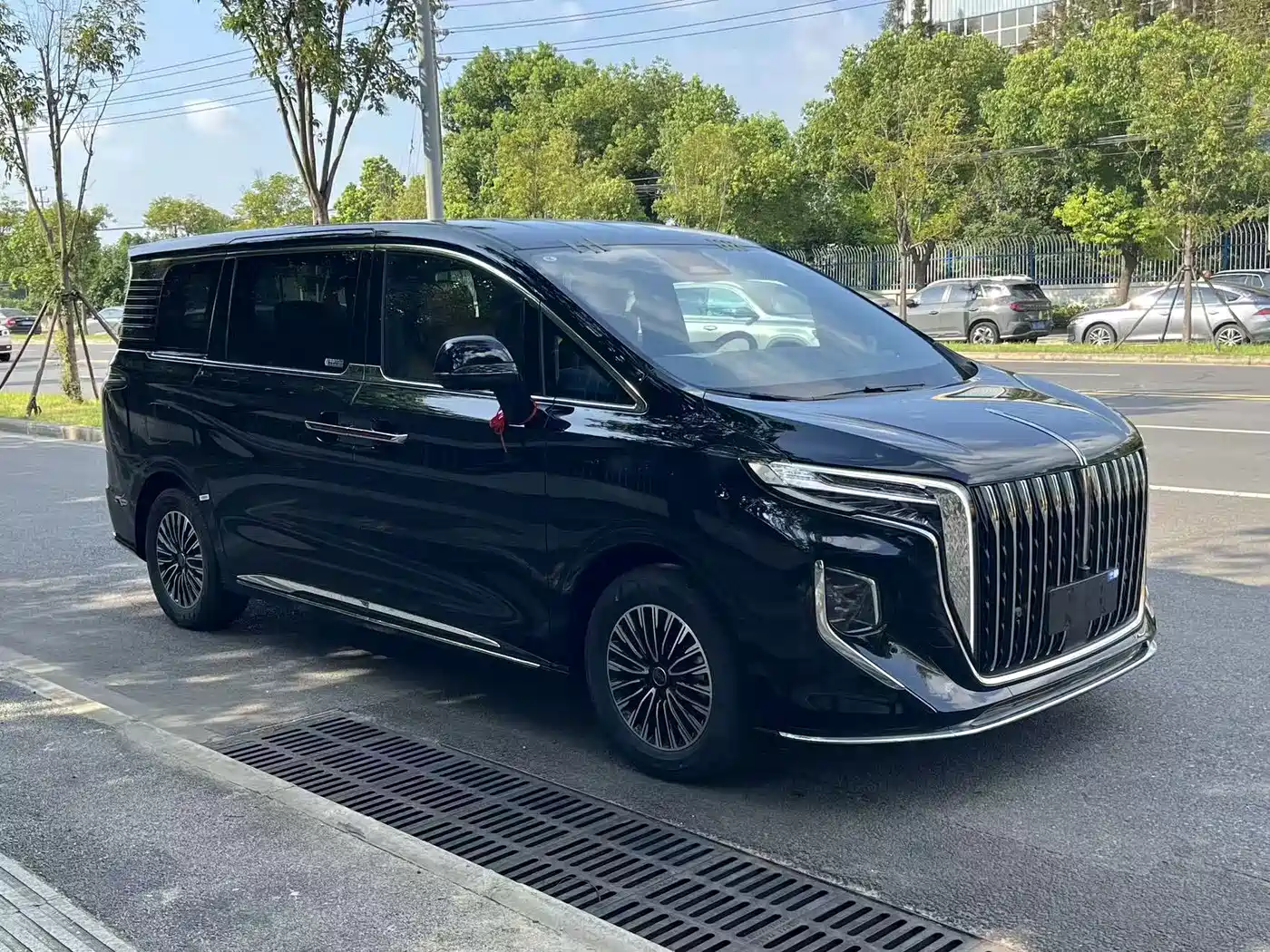 Hongqi HQ9 PHEV 2026 2024 Model 2.0T AWD Luxury Edition
