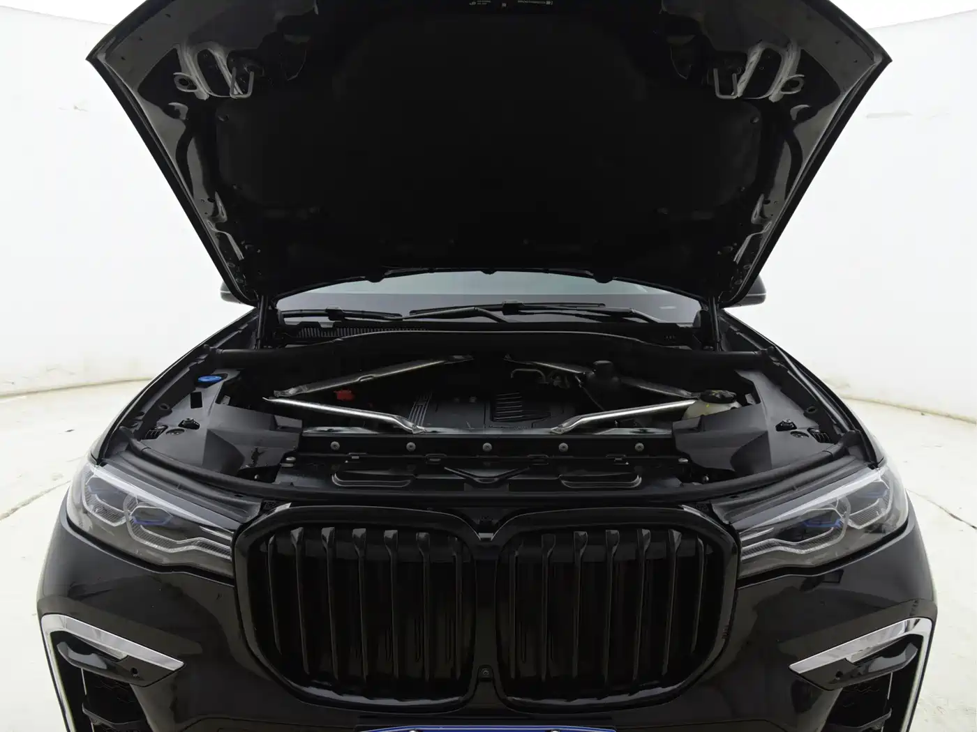 Photo 17 - BMW X7
