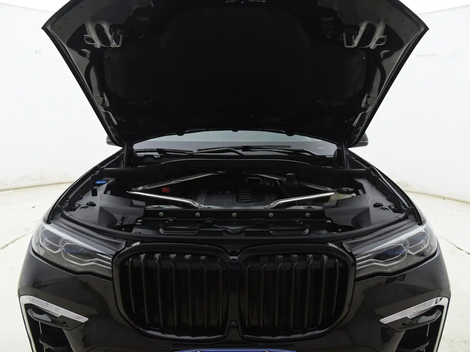 Фото 17 - BMW X7
