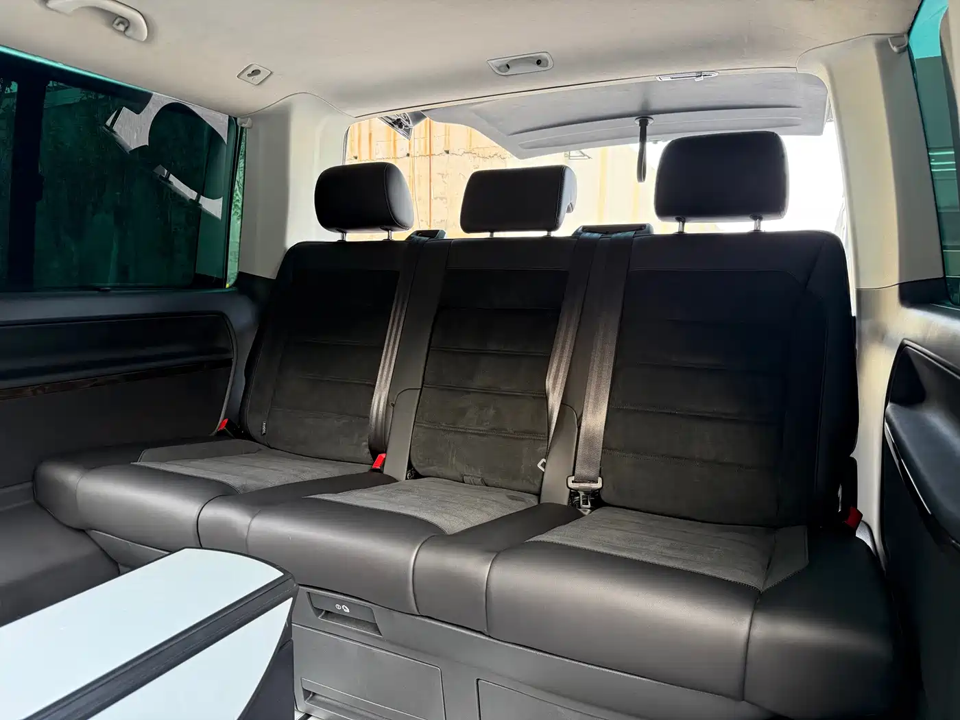 Volkswagen Multivan 2019 2019 2.0TSI 4WD Premium 7-seater