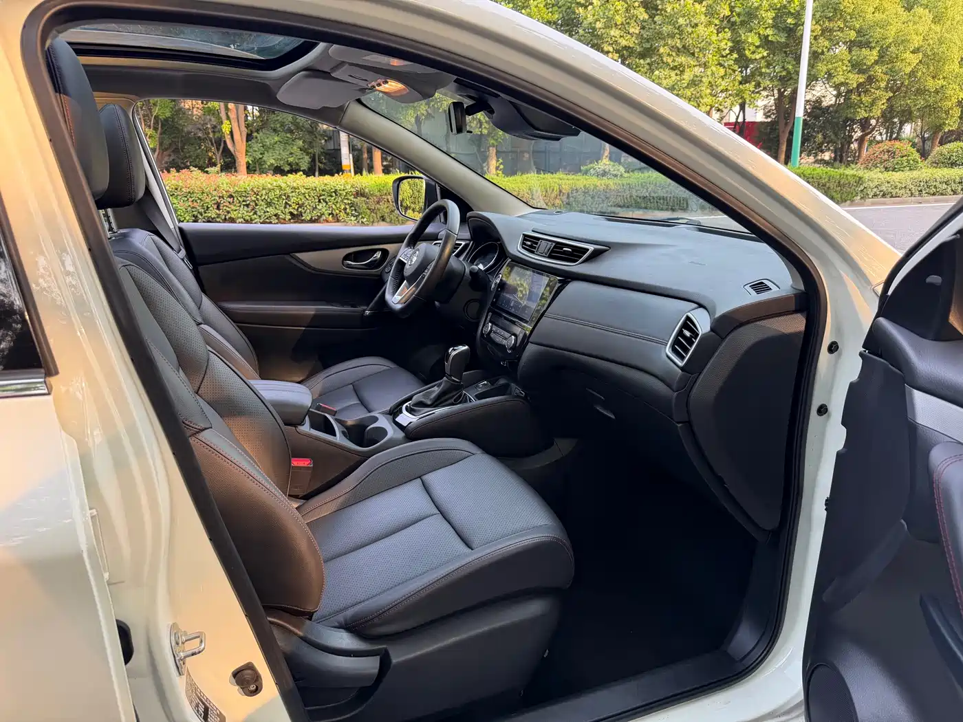 Фото 10 - Nissan Qashqai