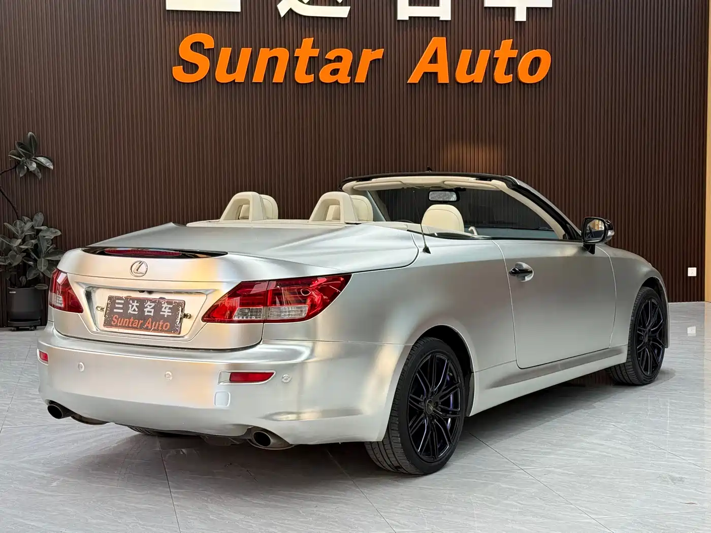 Lexus IS 2009 300C фото 6