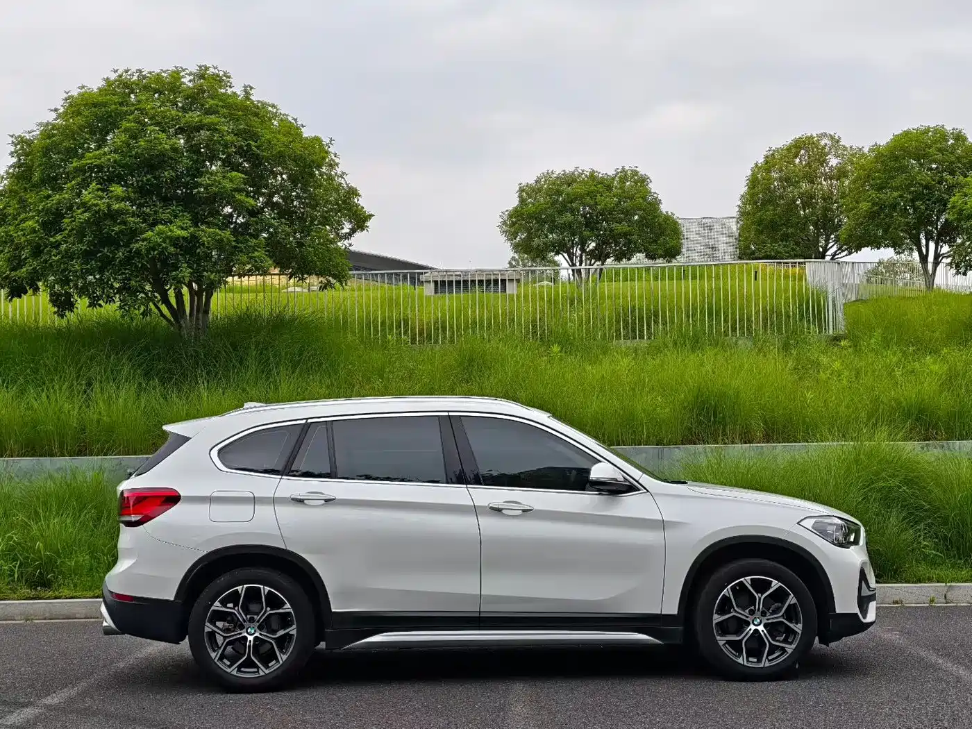 BMW X1 2020 sDrive20Li Premium Edition фото 5