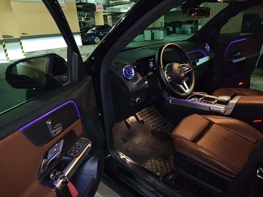 Фото 17 - Mercedes-Benz GLB