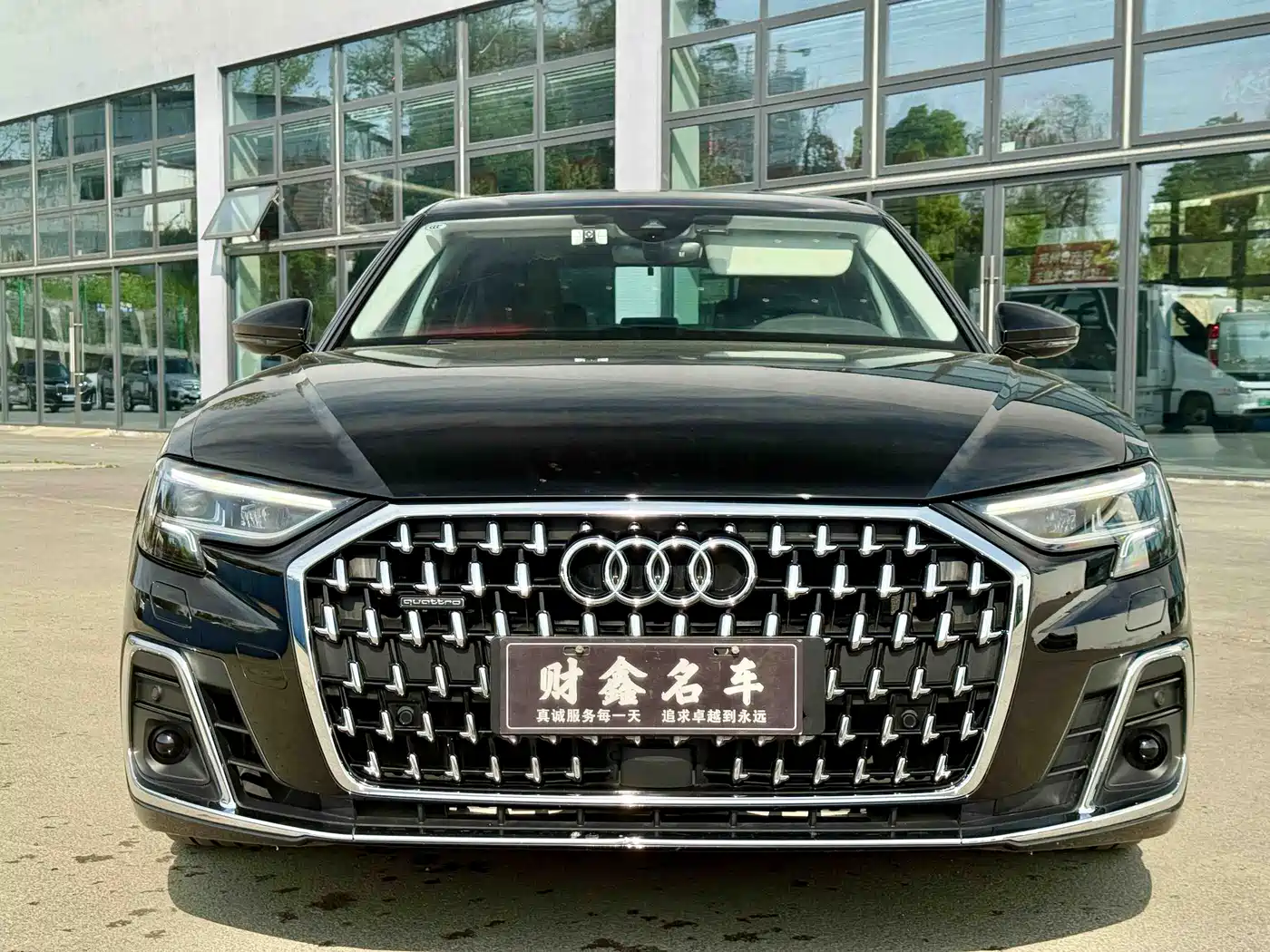 Audi A8 2023 A8L 45 TFSI quattro Luxury фото 2