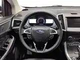Фото 11 - Ford Edge