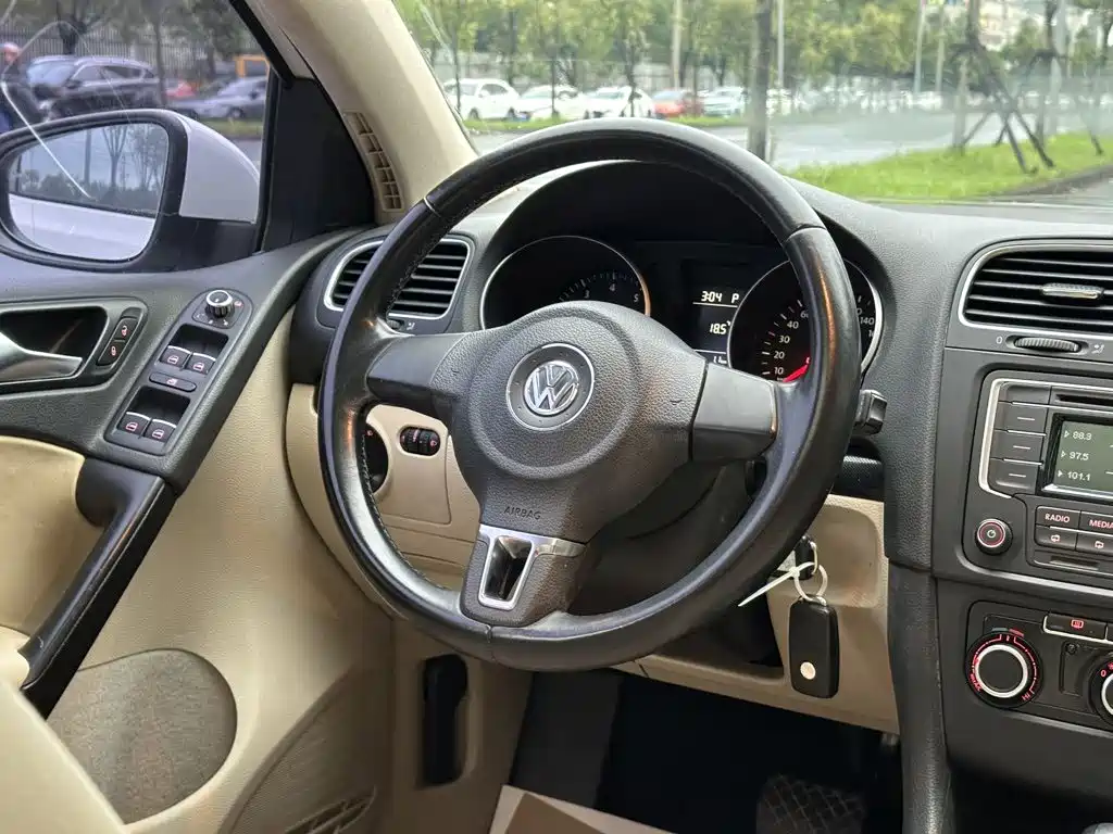 Volkswagen Golf 2012 2012 1.6 Automatic Comfort Type